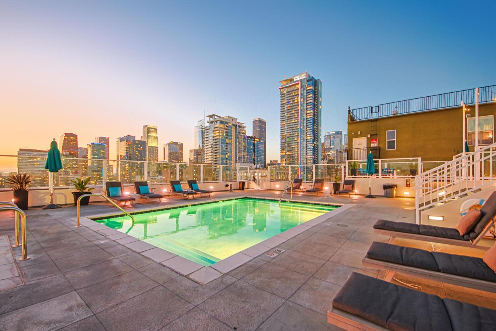 Stunning 1 Bdr 1 Bth, Pool, Jacuzzi Lägenhet Los Angeles Exteriör bild